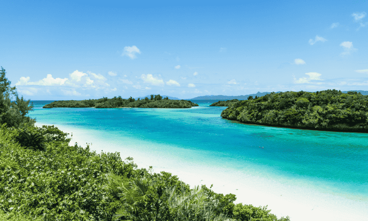Okinawa: El «Caribe» de Japón